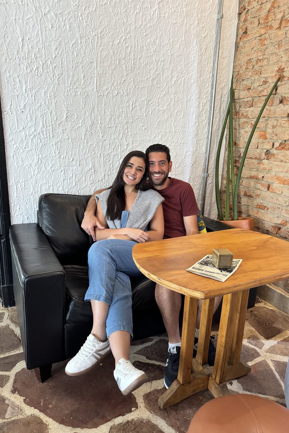 O casal no sofá, numa tarde qualquer