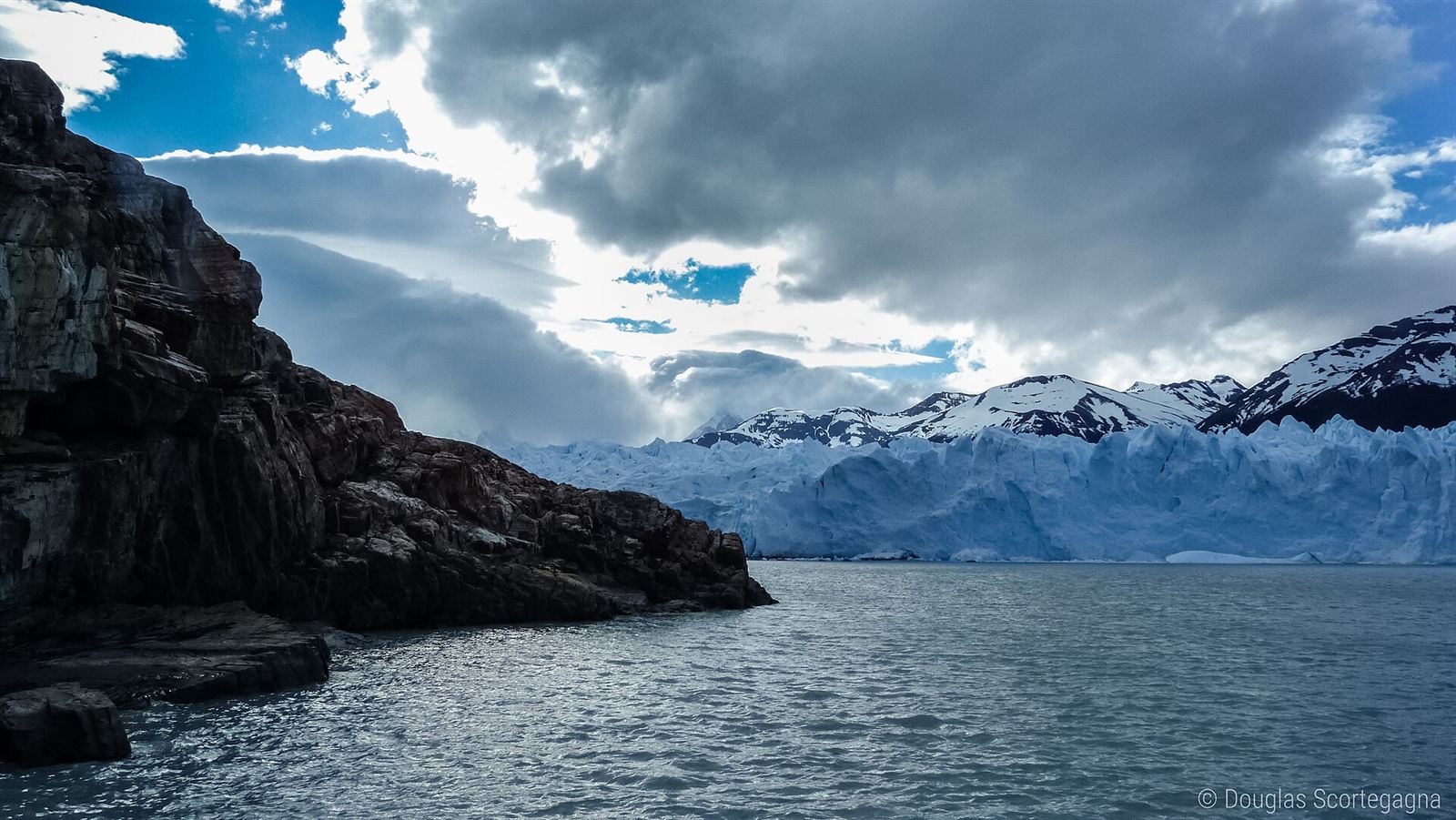 A frente azul da geleira Perito Moreno